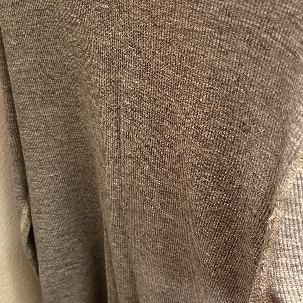 Clothes - Picture 7 of 14
